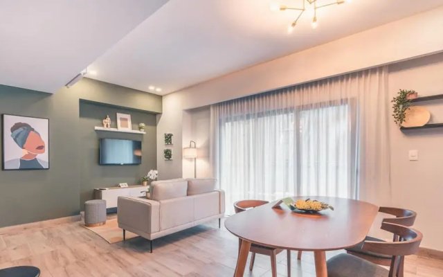 Flat in Regatta II 306
