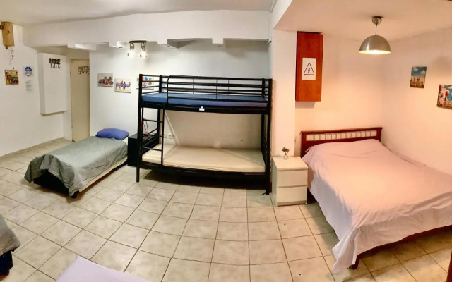 Low-Cost Guesthouse - By The Beach!