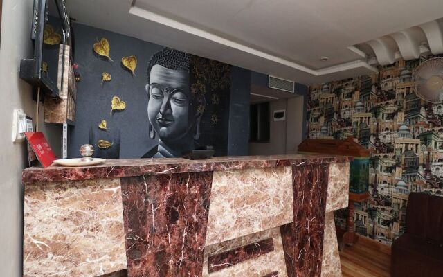 Oyo 28767 Landmark 3