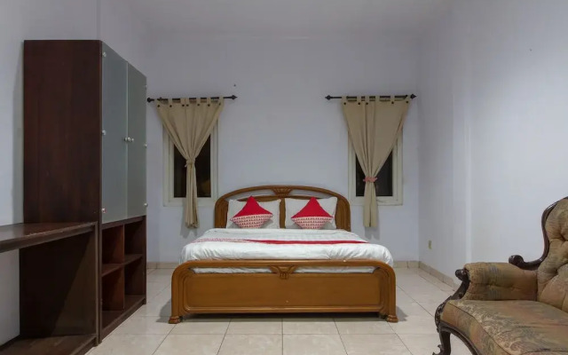 OYO 645 Griya Mas Syariah