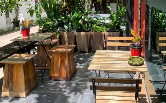 Aspira D' Andora Sukumvit 16