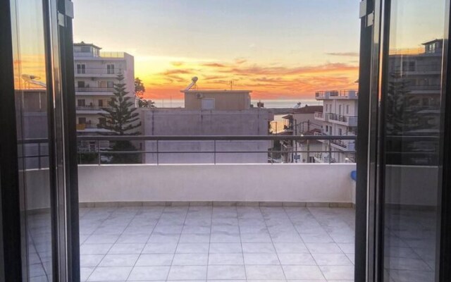Seaside apartment, walking distance to the beach.