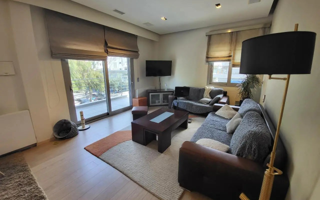 Cozy apartment in front of the park