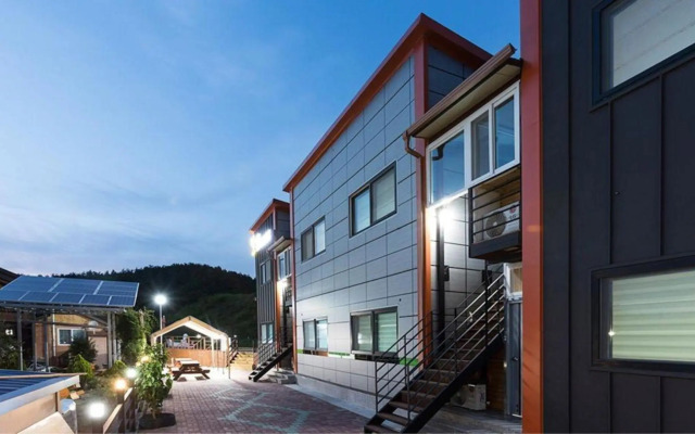 Gyeongju Feel House Pension