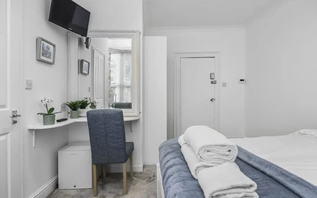 Upper Rock Brighton Guest House