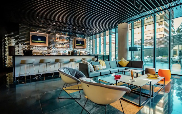 Ola Santiago Providencia, Tapestry Collection by Hilton