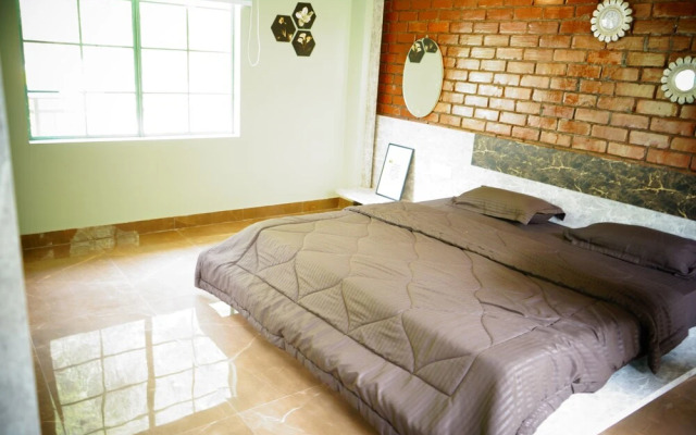 Kainaat A Riverside Homestay