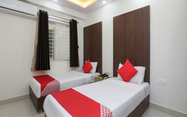 OYO 12544 Varcity Twin Towers