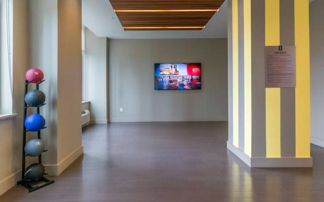 HomeAway Luxury Apartments at Newport