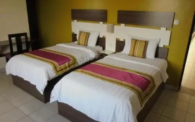 Magharibi Suites Hotel