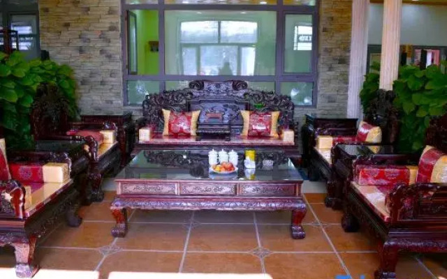 Yabuli Guandong Inn