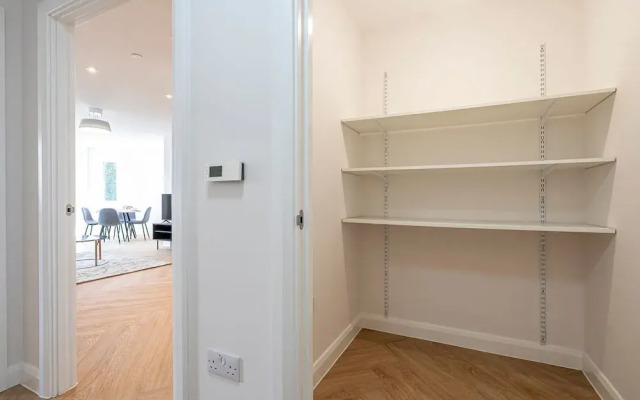 Quiet Luxe Escape 65s Only