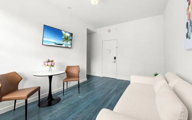 Global Luxury Suites at The Variety