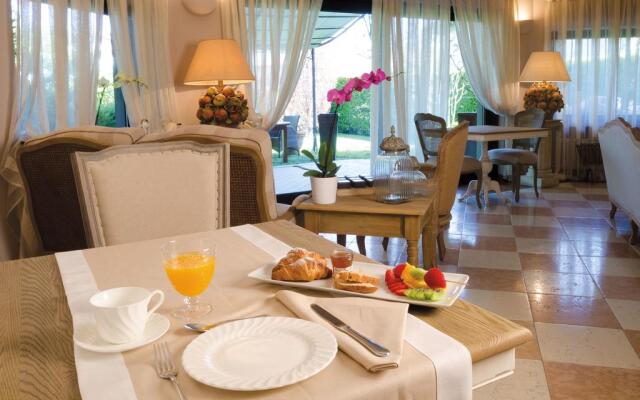 Like Home - Boutique Hotel