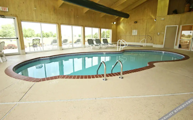 Crown Pointe Lodge, BW Signature Collection