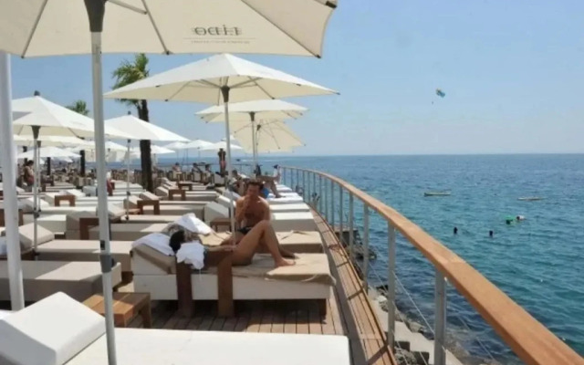 Apartment Zdenka - 100 m From The Beach