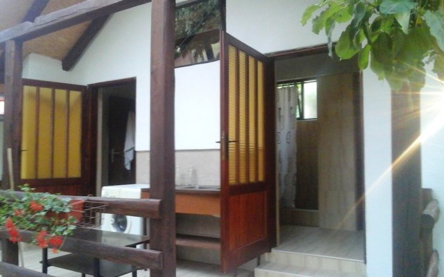 Bungalow With 2 Bedrooms in Kutina, With Enclosed Garden and Wifi