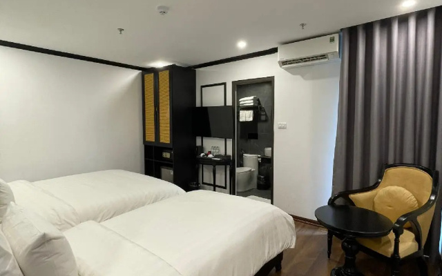 Aquarius Premium Hotel – Guest Rooms – Hanoi