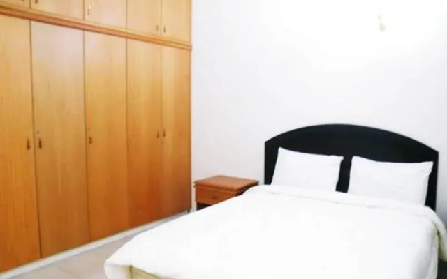 Euro Plaza Apartments