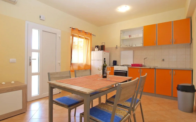 Apartment 1468