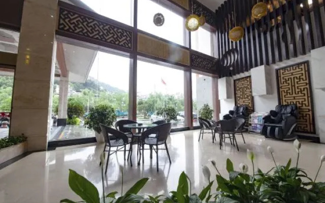 Longji International Hotel