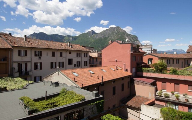 Manzoni Two-Bedroom Apartment