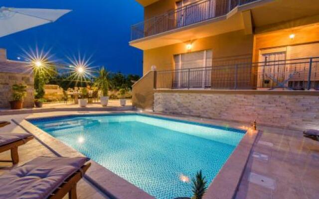 Apartments J.B Exclusive