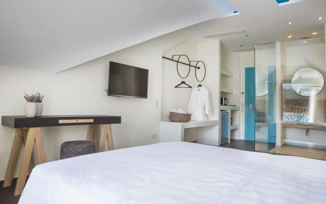 Argostoli Marina Suites