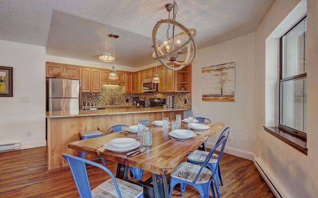 Tyra Summit A2E - 2 Br Condo