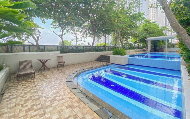 Nice And Tidy 2Br At Bassura City Apartment Near Mall
