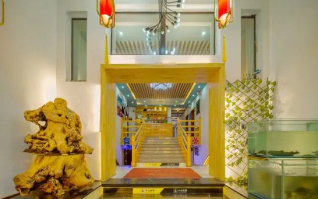 Lanxinmeng Yinxuege Holiday Hotel
