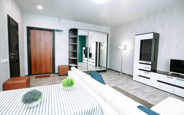 Pritomskij 15/1 Odnokomnatnye apartamenty -studija rjadom s Ledovym dvortsom