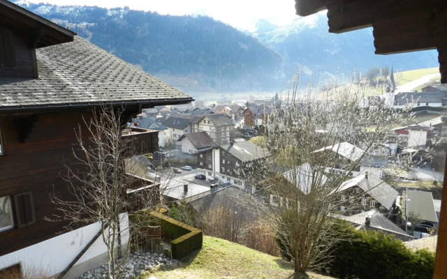 H Beli Zweisimmen in Zweisimmen