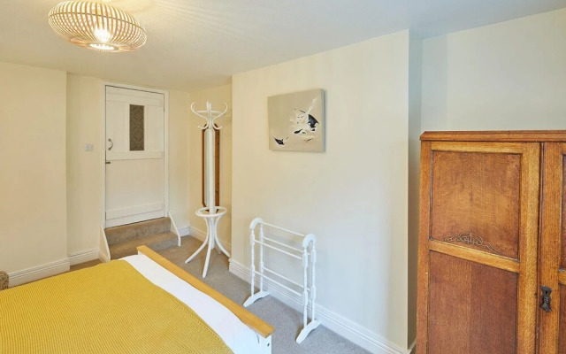 Host Stay The Garden Flat
