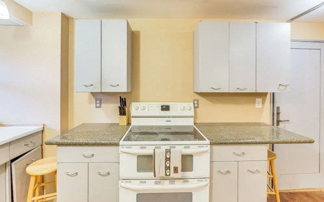 Walkable Studio in the Heart of Pittsburgh!