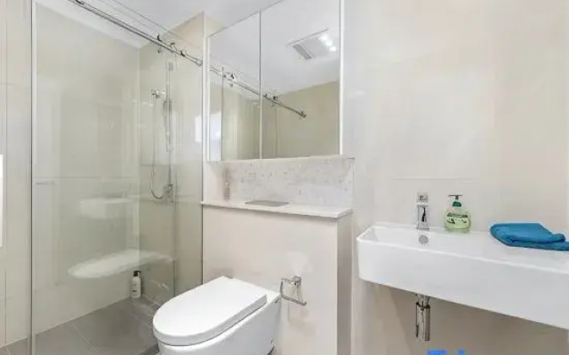 2-Br Apartment Airport HarborCity with Parking