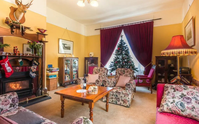 Ashton Gate Guest House