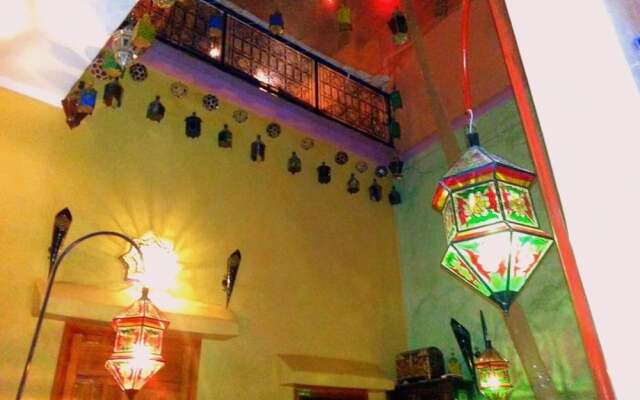 Riad Layla Rouge - Hostel