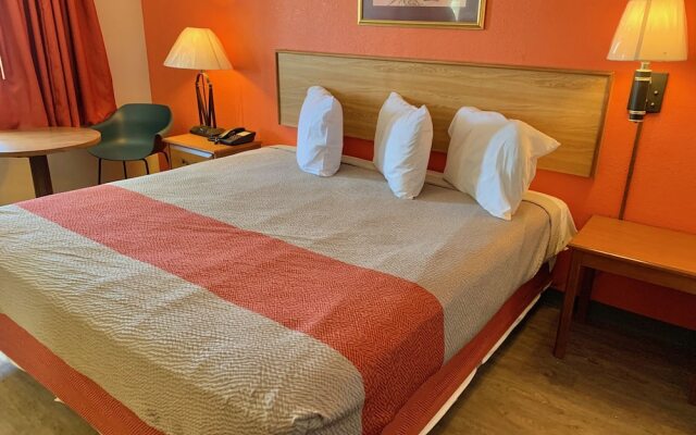 Scottish Inns and Suites - Bordentown