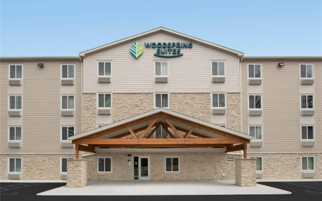 Woodspring Suites Wilmington Riverfront