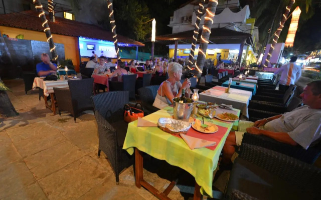 Hotel Silver Sands Sunshine