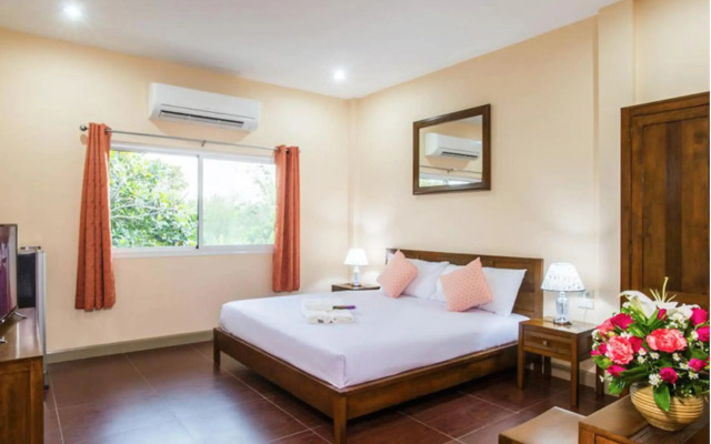 Baan Suan Khun Yaiy Nakhon Nayok