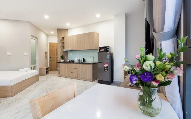 YOURS Apartment - Airport