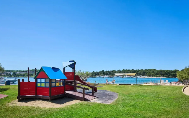 Village Galijot Plava Laguna