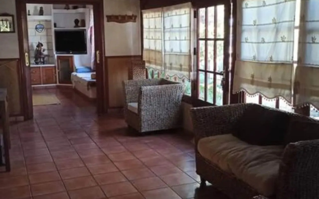 Espectacular Villa con Piscina y Vistas al Valle