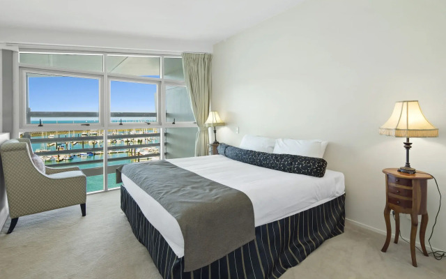 Peninsula Airlie Beach