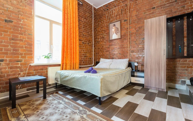 St.Petersburg Hotel Bronnitskaya 15