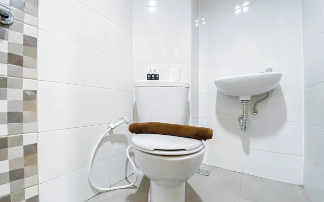 Modern Look and Homey Studio Apartment The Alton