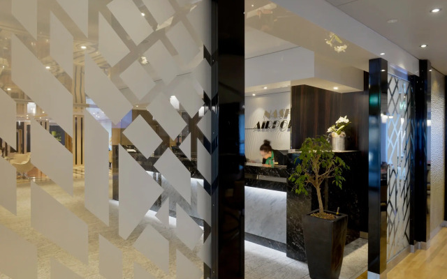 Nash Airport Hotel