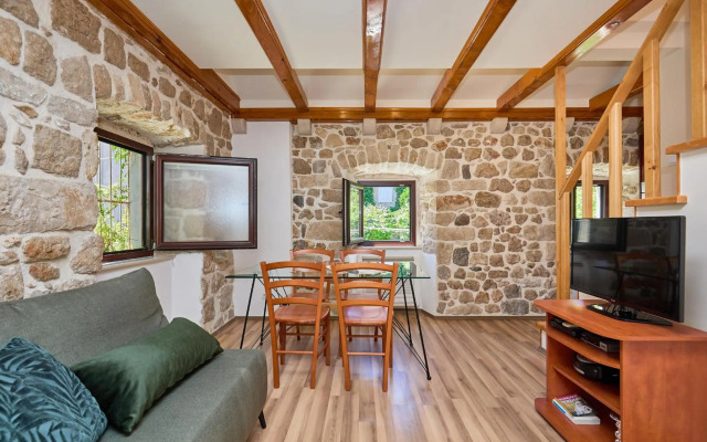 Apartment Cinnamomeus A20